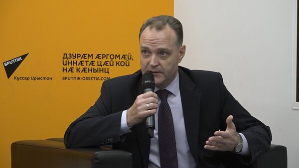Советник по строительству: инвестпрограмма выполнена на 98 процентов - Sputnik Южная Осетия