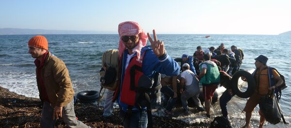 Беженцы на острове Лесбос в Греции Беженцы на острове Лесбос в Греции - Sputnik Южная Осетия