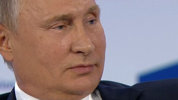 Путин раскритиковал США за политику в отношении доллара - Sputnik Южная Осетия