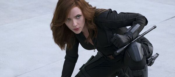 Актриса Скарлетт Йоханссон в фильме Первый мститель: Противостояние - Sputnik Южная Осетия