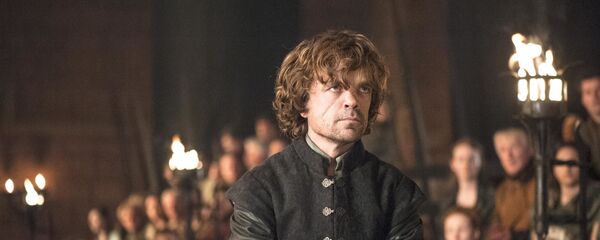 Персонаж Тирион Ланнистер в кадре из телесериала Игра престолов Персонаж Тирион Ланнистер в кадре из телесериала Игра престолов - Sputnik Южная Осетия