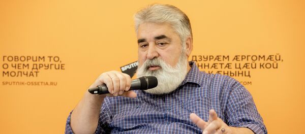 Деметы Ясон Деметы Ясон - Sputnik Хуссар Ирыстон