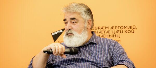 Пресс-конференция с Ясоном Демеевым - Sputnik Южная Осетия