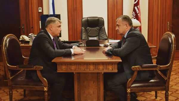 Встреча президента РЮО с полпредом президента РФ - Sputnik Южная Осетия