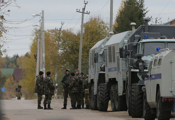 Полиция оцепила деревню Тимошкино , где может скрываться Амиран Георгадзе - Sputnik Южная Осетия