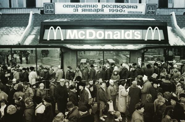 Открытие первого ресторана McDonald's в Москве - Sputnik Южная Осетия