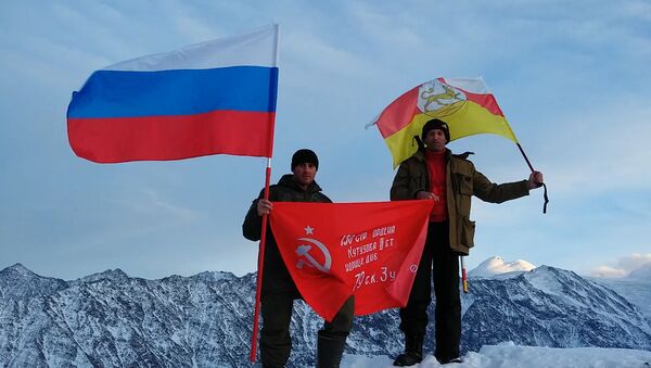 За спецназ: как альпинисты Осетии покоряли вершины в честь ГРУ - Sputnik Южная Осетия