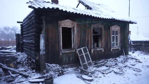 Опубликовано видео с места пожара в Кемеровской области‍, где погибли дети - Sputnik Южная Осетия