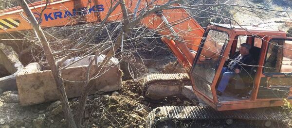 Дзауы районы уадзынц арæзтадон æмæ цалцæггæнæн куыстытæ Дзауы районы уадзынц арæзтадон æмæ цалцæггæнæн куыстытæ - Sputnik Хуссар Ирыстон