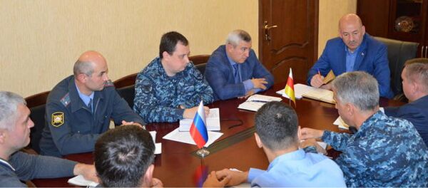 Министр внутренних дел Игорь Наниев провел рабочее совещание с руководством и личным составом ИКЦ - Sputnik Южная Осетия