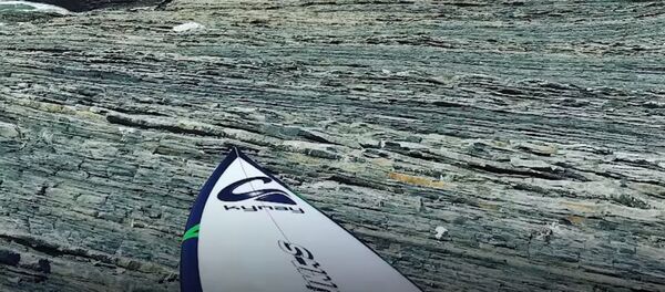 Необычные пляжи Сумайи погрязли в мусоре Необычные пляжи Сумайи погрязли в мусоре - Sputnik Южная Осетия