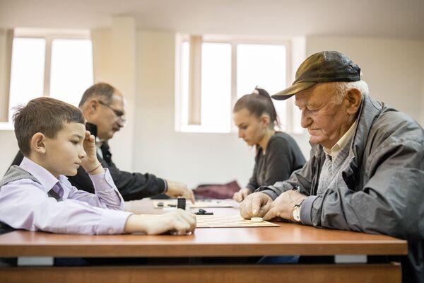 Плиты Иссæйы номыл турнир шашкæтæй рамбылдта Знауыры районы минæвар - Sputnik Хуссар Ирыстон