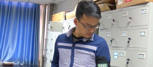 Наногенератор от китайских ученых способен вырабатывать энергию от движения тела Наногенератор от китайских ученых способен вырабатывать энергию от движения тела - Sputnik Южная Осетия