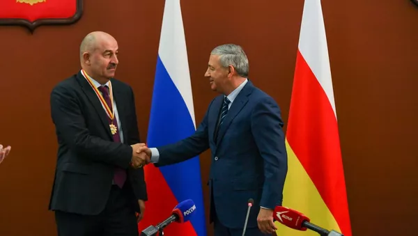 Станислав Черчесов удостоился награды Слава Осетии