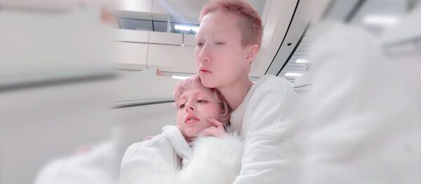 Дочка Джеки Чана вступила в брак с женщиной Дочка Джеки Чана вступила в брак с женщиной - Sputnik Южная Осетия