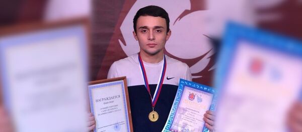 Эдуард Цуцаев стал чемпионом Санкт-Петербурга по армрестлингу Эдуард Цуцаев стал чемпионом Санкт-Петербурга по армрестлингу - Sputnik Южная Осетия