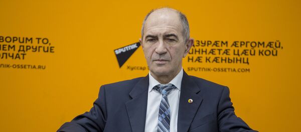Коста Дзугаев - Sputnik Южная Осетия