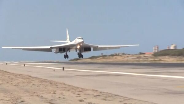Два бомбардировщика Ту-160 приземлились в Каракасе - Sputnik Южная Осетия