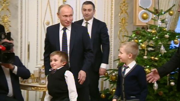 Обещанного не долго ждут: Путин исполнил мечту тяжелобольного мальчика - Sputnik Южная Осетия