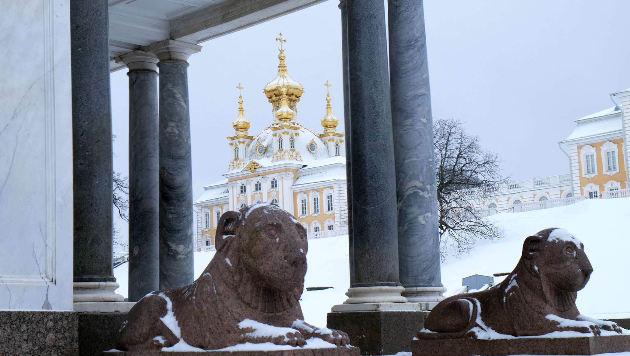 Колоннады и Каскад в Петергофе