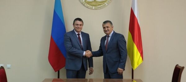 Бибылты Анатолий ӕмӕ Леонид Пасечник Бибылты Анатолий ӕмӕ Леонид Пасечник - Sputnik Хуссар Ирыстон