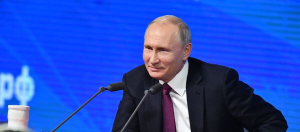 Ежегодная большая пресс-конференция президента РФ В. Путина Ежегодная большая пресс-конференция президента РФ В. Путина - Sputnik Южная Осетия