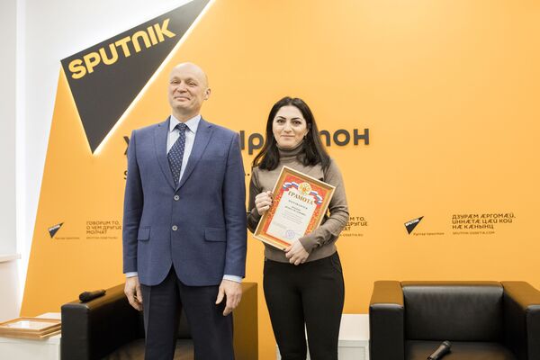 Награждение сотрудников Sputnik Южная Осетия послом М.Кулахметовым - Sputnik Южная Осетия