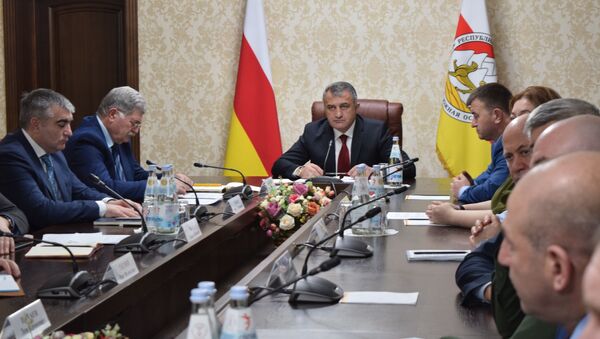 Расширенное совещание правительства Южной Осетии   - Sputnik Южная Осетия