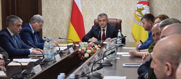 Расширенное совещание правительства Южной Осетии Расширенное совещание правительства Южной Осетии - Sputnik Южная Осетия