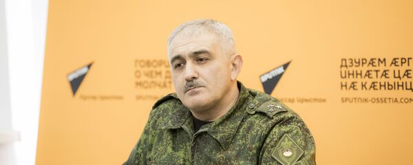 Валериан Алиханты Валериан Алиханты - Sputnik Южная Осетия