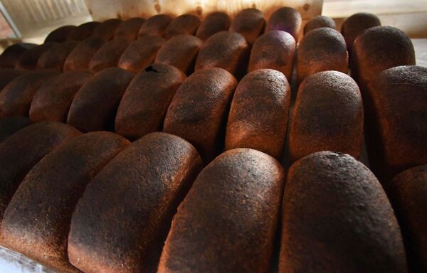 Хлеб из пекарни Хлеб-отец - Sputnik Южная Осетия