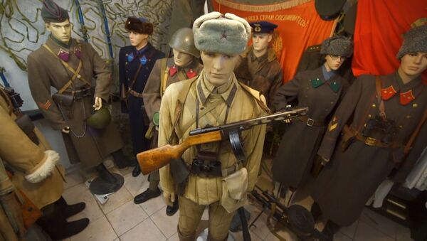 Житель Волгограда 17 лет собирал у себя в подвале оружейную коллекцию времен Сталинградской битвы - Sputnik Южная Осетия