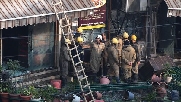 В центре Дели 17 человек стали жертвами пожара в гостинице - Sputnik Южная Осетия