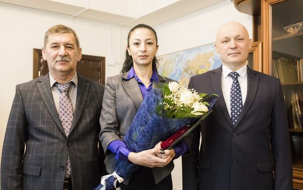 Награждение Валентины Гатикоевой послом Российской Федерации Маратом Кулахметовым - Sputnik Южная Осетия