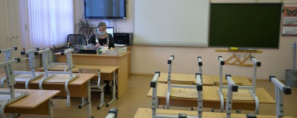 Школы в Екатеринбурге закрыли на карантин из-за ОРВИ Школы в Екатеринбурге закрыли на карантин из-за ОРВИ - Sputnik Южная Осетия