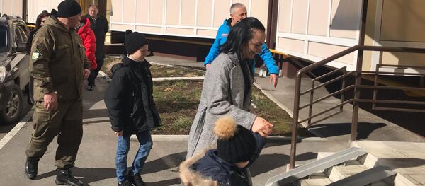 Первые семьи получили ключи от новых квартир Первые семьи получили ключи от новых квартир - Sputnik Южная Осетия