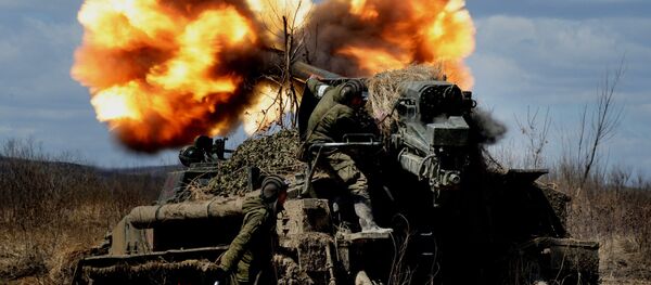 Стрельбы самоходных артиллерийских установок 2С5 Гиацинт во время межвидовых тактических учений 5-й общевойсковой армии Восточного военного округа в Приморском крае, 2016 год Стрельбы самоходных артиллерийских установок 2С5 Гиацинт во время межвидовых тактических учений 5-й общевойсковой армии Восточного военного округа в Приморском крае, 2016 год - Sputnik Южная Осетия