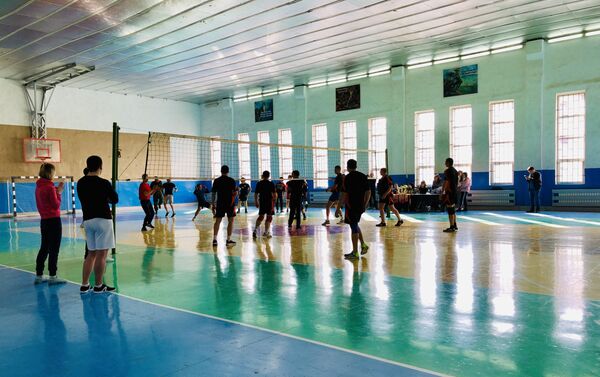В Цхинвале завершился турнир по волейболу, посвященный Дню защитника Отечества - Sputnik Южная Осетия