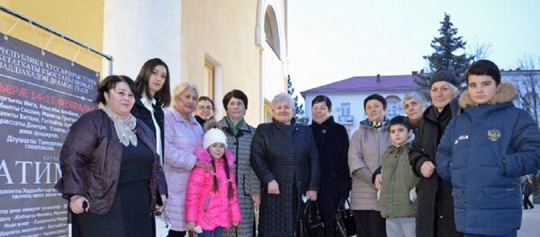 МККК в Южной Осетии организовал семьям пропавших без вести поход в театр МККК в Южной Осетии организовал семьям пропавших без вести поход в театр - Sputnik Южная Осетия