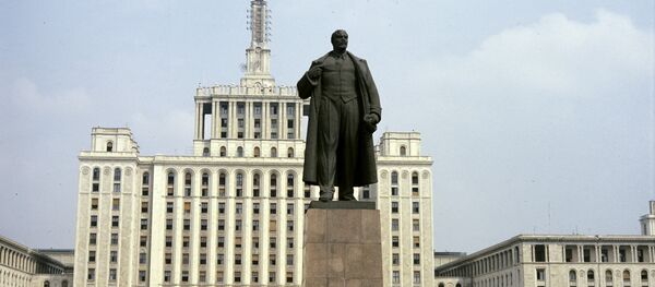Издательство Scinteia и памятник Ленину Издательство Scinteia и памятник Ленину - Sputnik Южная Осетия