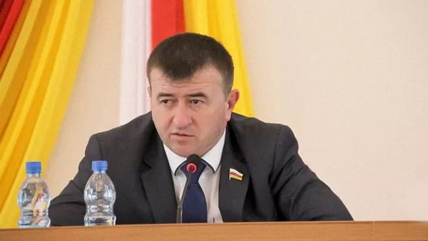 Спикер парламента РЮО Петр Гассиев - Sputnik Южная Осетия