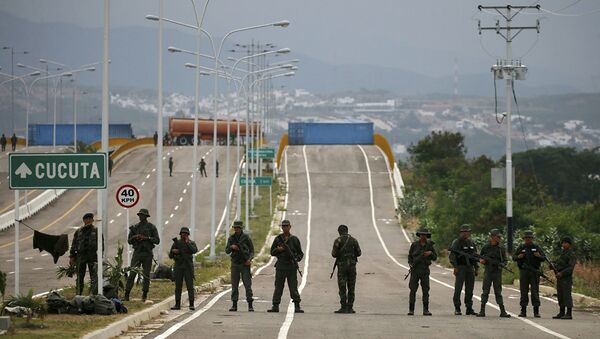 Военнослужащие армии Венесуэлы на границе в Колумбией - Sputnik Южная Осетия