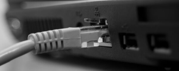 Кабель Интернет соединения Кабель Интернет соединения - Sputnik Южная Осетия