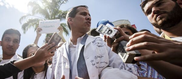 Спикер парламента Венесуэлы и лидер оппозиции Хуан Гуаидо Спикер парламента Венесуэлы и лидер оппозиции Хуан Гуаидо - Sputnik Южная Осетия