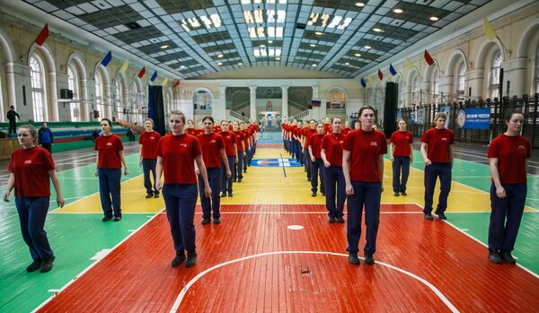 Учебные занятия с девушками-курсантами Военно-космической академии в Санкт-Петербурге  - Sputnik Южная Осетия