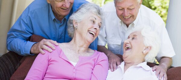 Группа пожилых людей - Sputnik Южная Осетия