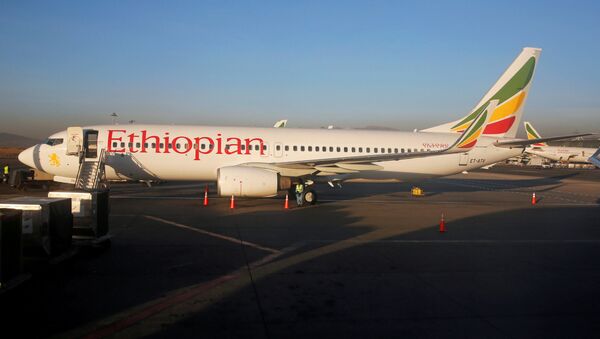 Самолет эфиопских авиалиний Boeing 737-800 в аэропорту - Sputnik Южная Осетия