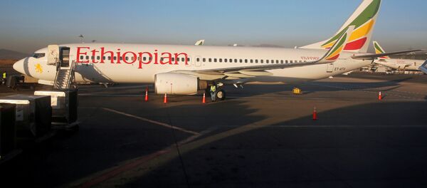 Самолет эфиопских авиалиний Boeing 737-800 в аэропорту Самолет эфиопских авиалиний Boeing 737-800 в аэропорту - Sputnik Южная Осетия