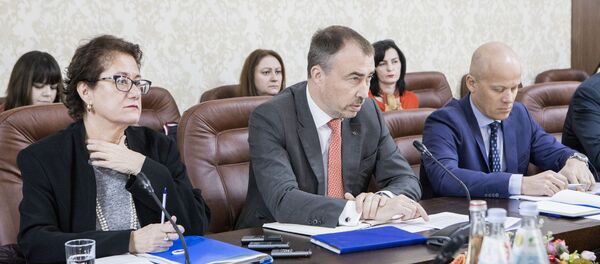 Женеваг дискусситы минӕвӕртты фембӕлд Хуссар Ирыстоны къухдариуӕгадимӕ - Sputnik Хуссар Ирыстон