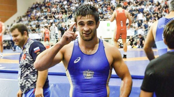 Батырбек Цакулов выиграл первенство Европы по вольной борьбе  - Sputnik Южная Осетия